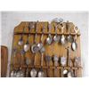 Image 3 : (2) Spoon racks with spoons