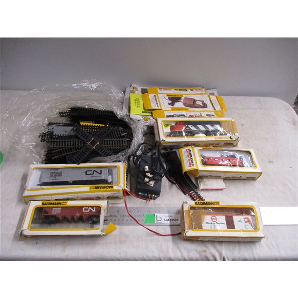Bachmann HO train cars, track, transformer