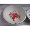 Image 2 : (2) Enamel bowls