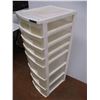 Image 2 : *Plastic storage container