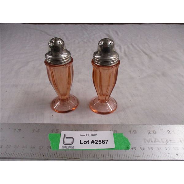 Pink depression Salt & Pepper shakers