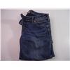 Image 4 : (3) Pairs of Ladies Jeans Sizes in pictures