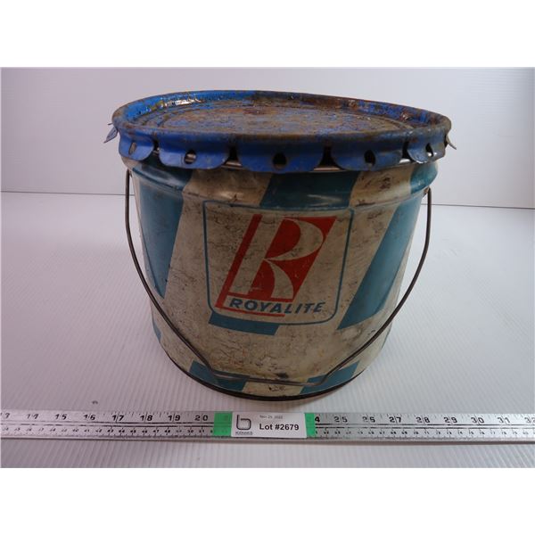 Royalite Pail