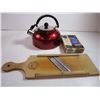 Image 3 : (2) Pots,Kettle,Hand warmers,Slicer
