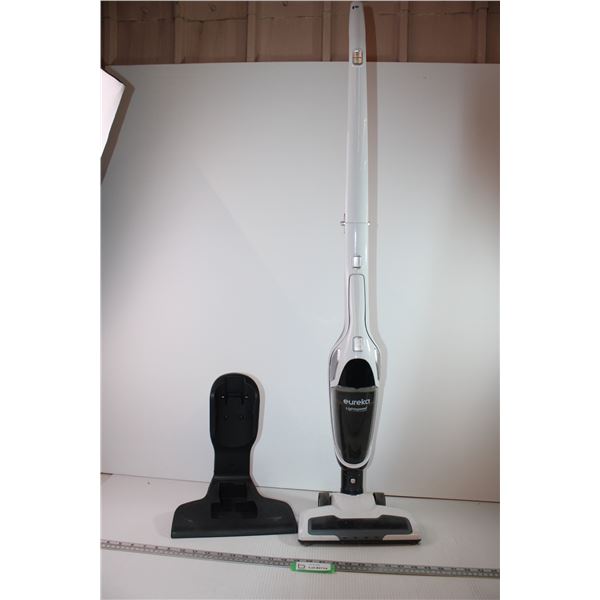 *Eureka Lightspeed Vacuum (Warehouse Return)
