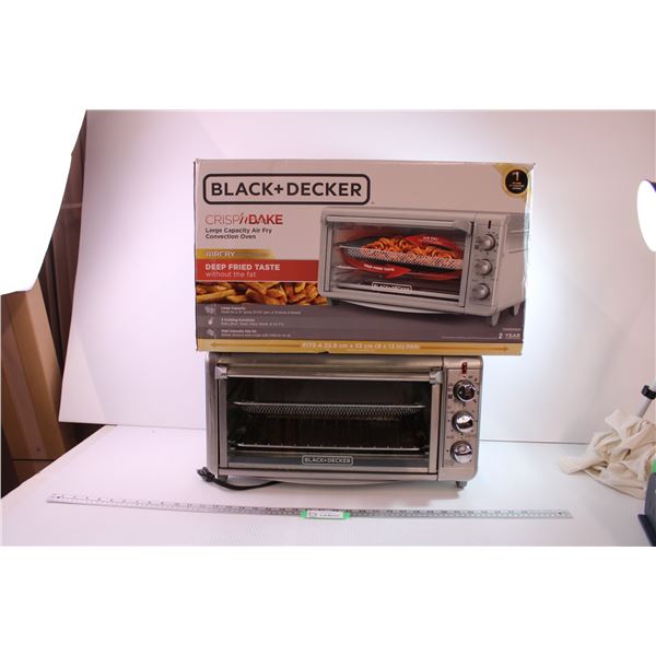 *Black & Decker Air Fryer Convection Oven (Warehouse Return)