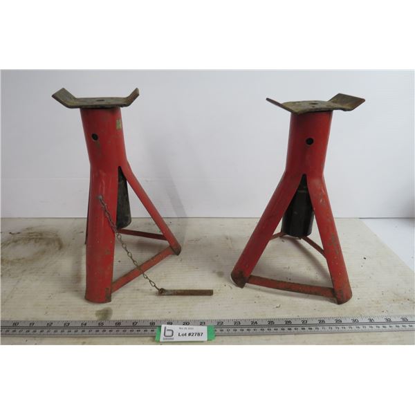 (2) Jack Stands