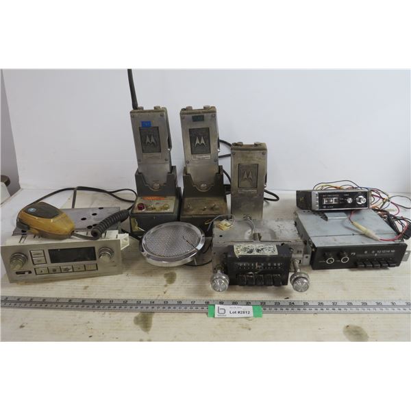 (2) Motorola Radio Phone - AMC Radio - Ford Radio - 40 watt Power Booster