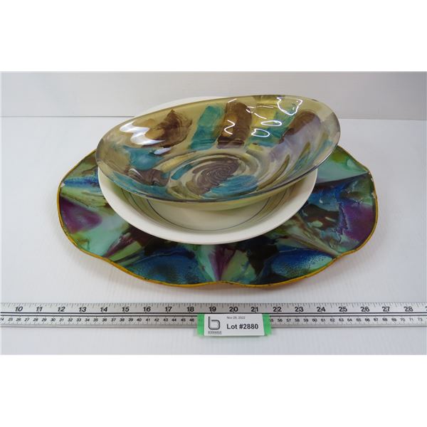 Pasta Bowl - (2) Colored Platters (larger one has paint chipping)