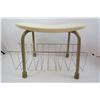 Image 3 : *Shower Seat - Wire Holder / Basket?