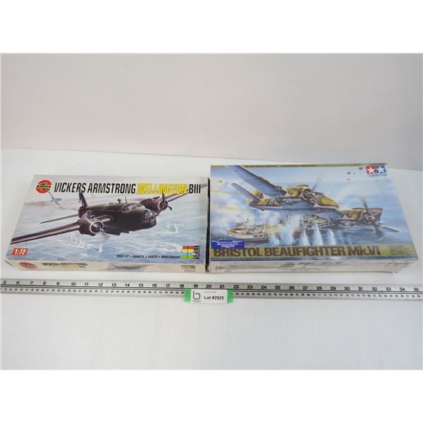 Bristo Beaufighter Mk.Vl (unopened) - Air Fix Vickers Armstrong Wellington B111 (open box)