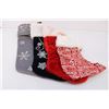 Image 3 : Christmas stockings and reindeer candle holder