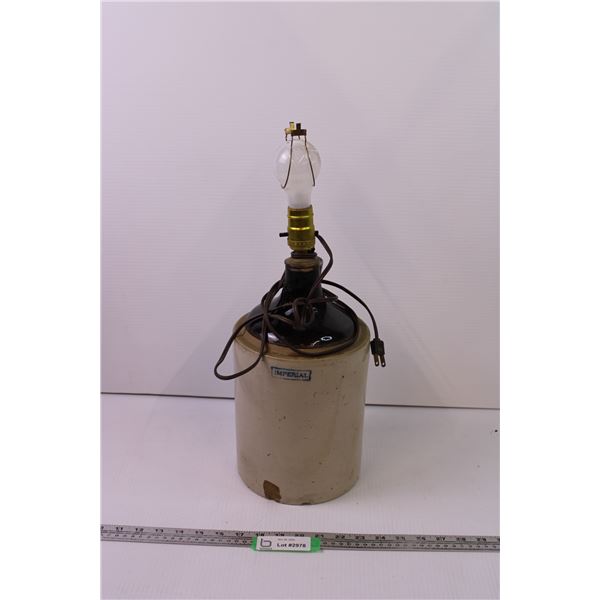 *Crock Lamp (Works but Needs New Light Bulb)