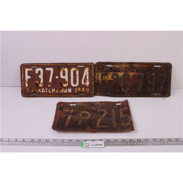 (3) 1940’s Licence Plates (2-Sask 1-Ont)
