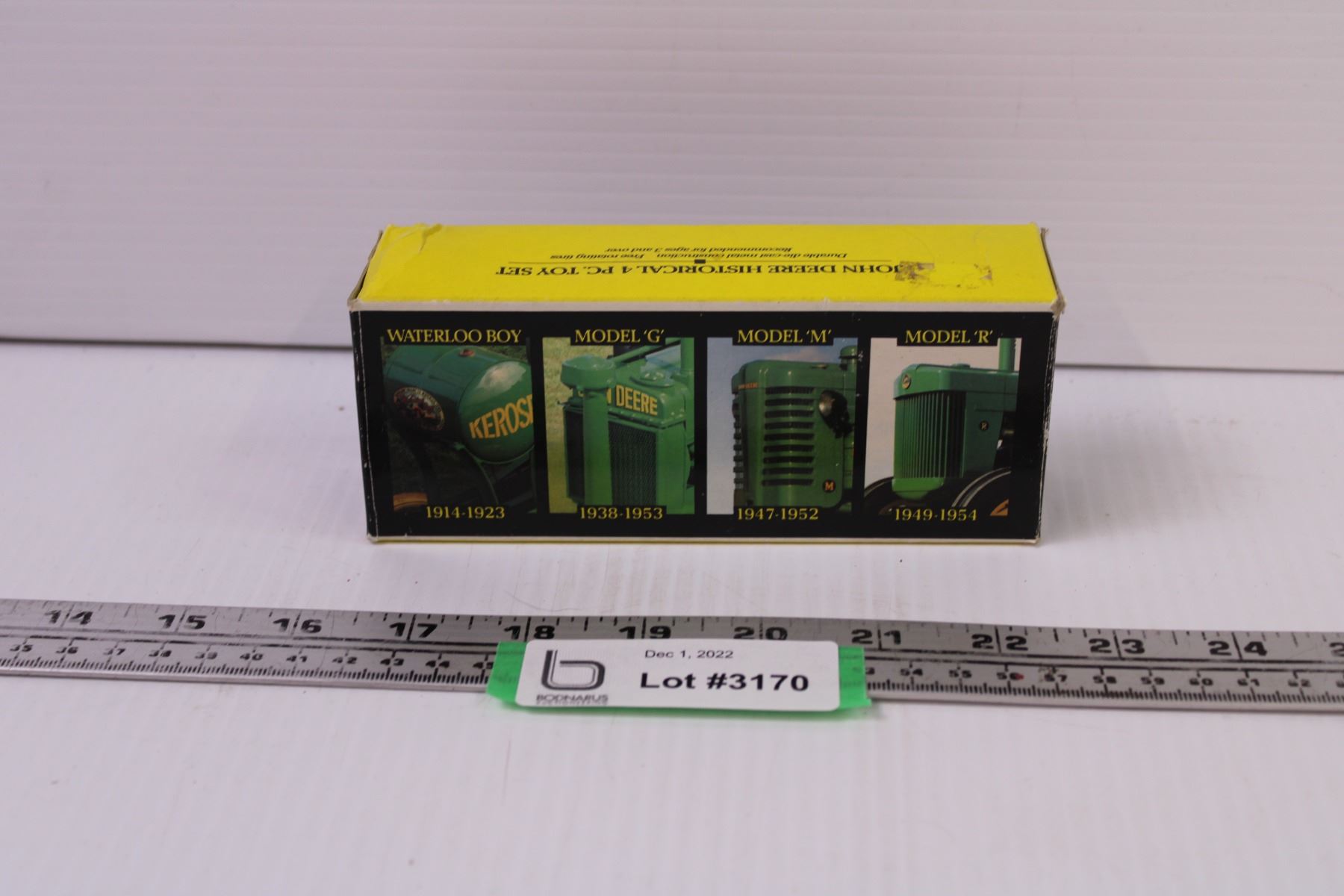Ertk Mini 4-Pack of ERTL Mini John Deere Die Casts - Bodnarus Auctioneering