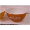 Image 2 : Set of 3 Harvest Gold Pyrex Bowls