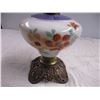 Image 2 : Painted oil lamp with chimney with brass base