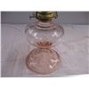 Image 2 : Pink glass oil lamp + chimney