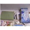 Image 2 : Fabric shaver, cards + misc