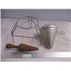 Image 2 : Berry masher with stand + pestle
