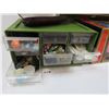 Image 3 : Christmas Light Bulbs - Organizer Sewing Kit - Box of Plastic Eggs - Glasses Case