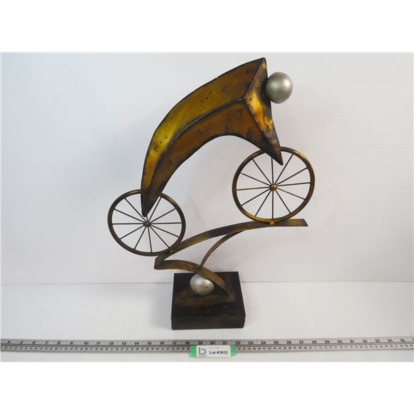 Metal Art Sculpture - 19 1/2" Tall