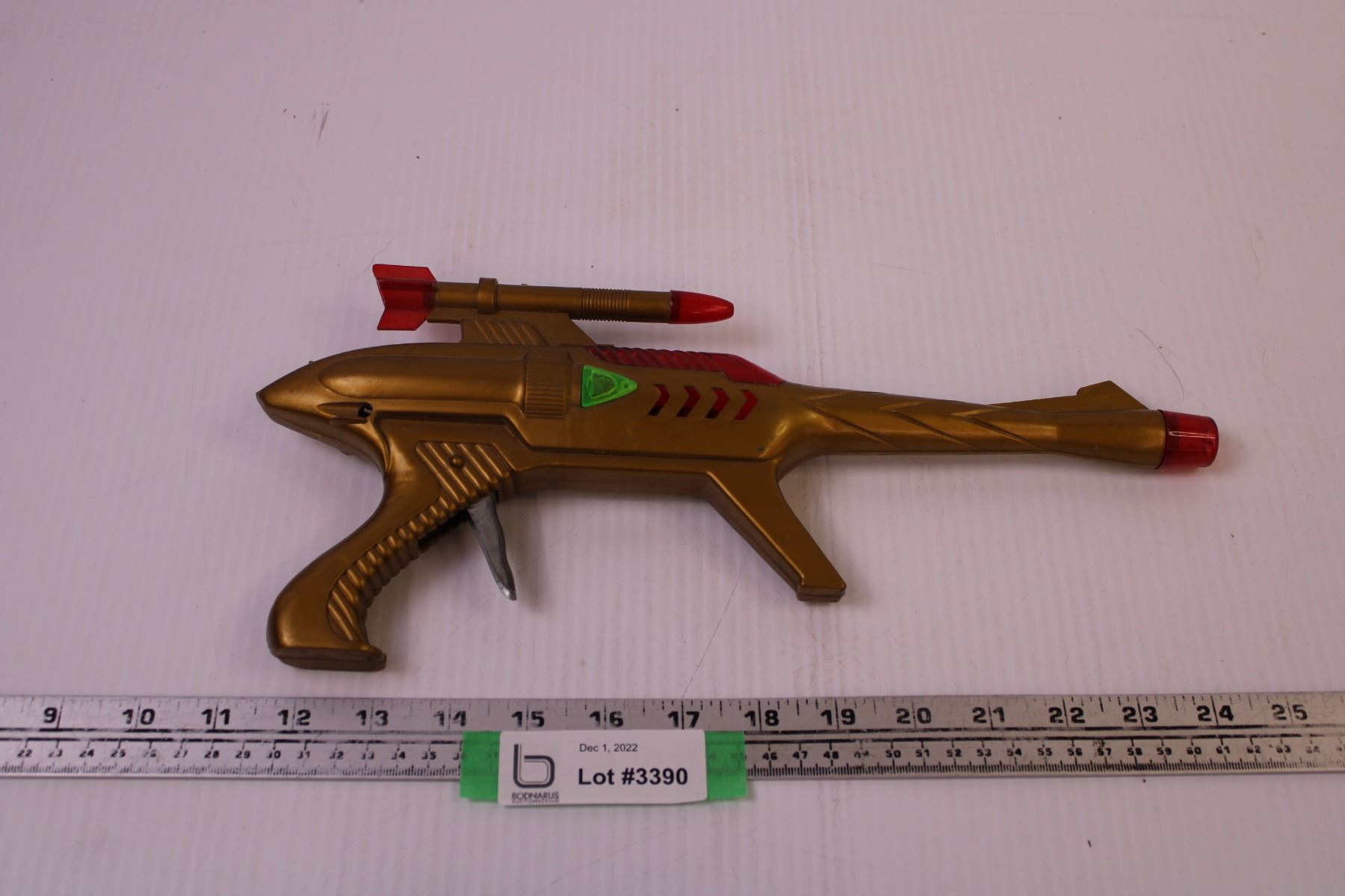 Ray Razer Razer Ray Gun - Bodnarus Auctioneering