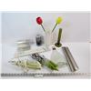 Image 1 : Glass Art - Electric Knife (works) - Vase with Ceramic Flowers - Vintage Cutlery - Misc Items
