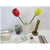 Image 2 : Glass Art - Electric Knife (works) - Vase with Ceramic Flowers - Vintage Cutlery - Misc Items