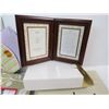 Image 2 : (3) Photo Albums - Double Picture Frame - Cake Stencils