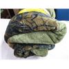 Image 2 : Cabela's fleece blanket twin size