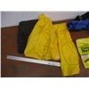 Image 2 : *Raincoat, tarp, misc