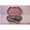 Image 1 : (5) Piece Vintage Hair Set in Box