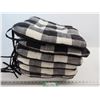Image 1 : (6) Cushions with Chair Ties