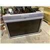 Image 1 : SUNBRITETV OUTDOOR TV WITH POWER CORD, HDMI CORD & ATTACHED MOUNTING BRACKET