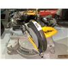 Image 2 : DEWALT 12" COMPOUND MITER SAW MODEL DW705