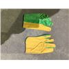 Image 2 : SHELF LOT OF APPROX 250 WORK GLOVES