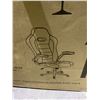 Image 2 : BOXED BLACK, AND WHITE OFFICE CHAIR