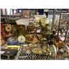 Image 2 : ASSORTED COLLECTIBLES AND HOME DECOR