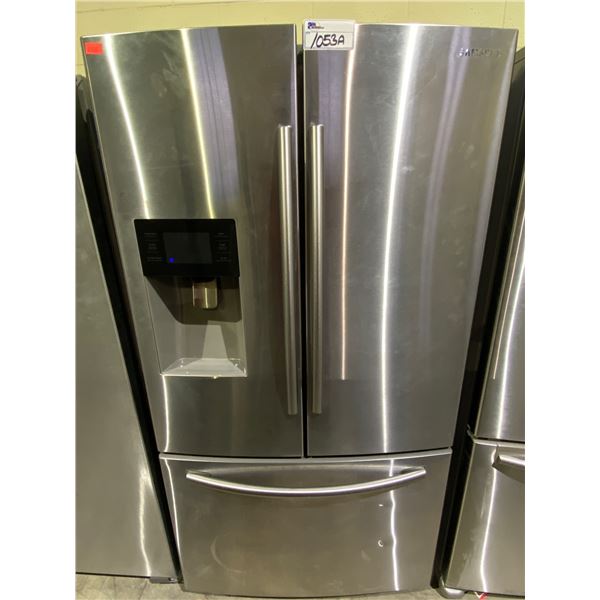 SAMSUNG STAINLESS STEEL FRENCH DOOR FRIDGE WITH WATER + ICE DISPENSER MODEL RF263BEAESR