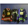 Image 1 : MARINERS SIZE XL JACKET, CANUCKS JERSEY SIZE XL, BLACK HAWKES SIZE XXL