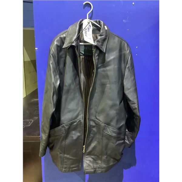 DANIER CANADA LEATHER JACKET SIZE MEDIUM