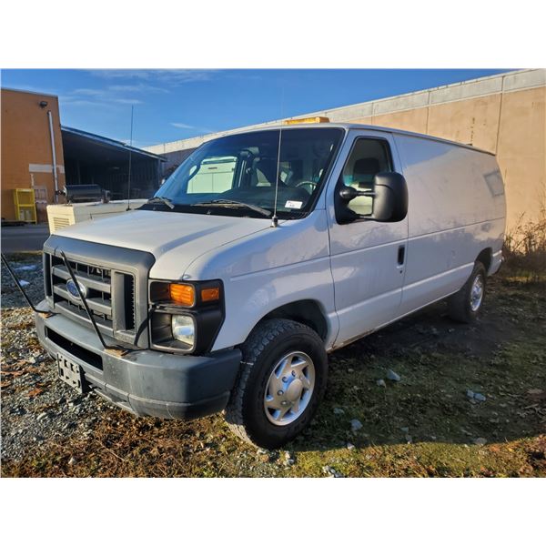 *PARTS ONLY MUST TOW* 2013 FORD E250 XL 5 DOOR VAN, WHITE, GAS, AUTOMATIC, VIN 1FTSE3EL5DDA29233,