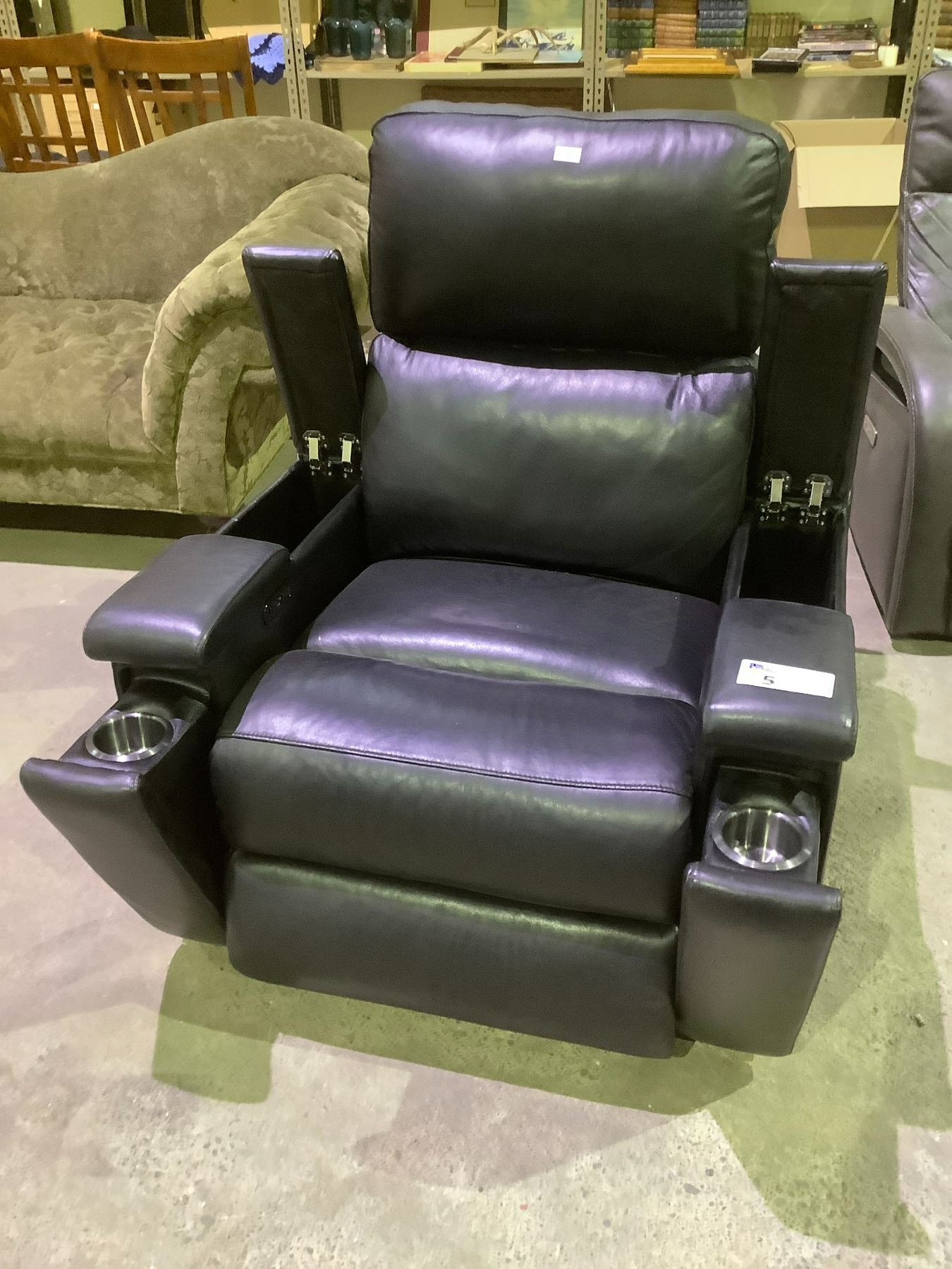 ELECTRIC RECLINING AND ROCKING LOUNGE CHAIR WITH USB CHARGE PORT ...