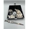 Image 2 : Letter opener and belt buckles