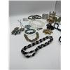 Image 2 : Costume Jewelry Lot