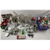 Image 8 : Christmas Décor & Ornaments