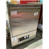 Image 2 : HOBART COMMERCIAL DISHWASHER