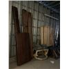 Image 1 : ASSORTED WOOD AND PROP DECOR ITEMS