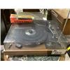 Image 1 : REALISTIC DIRECT DRIVE AUTOMATIC VINYL RECORD PLAYER LAB-420